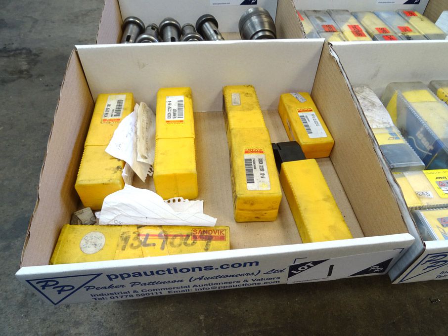 Qty Sandvik tip turning tools (mainly unused)