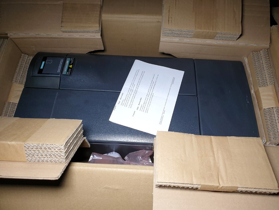 Siemens Micromaster 440 drive, 37kW 6SE6440-2AD33-...