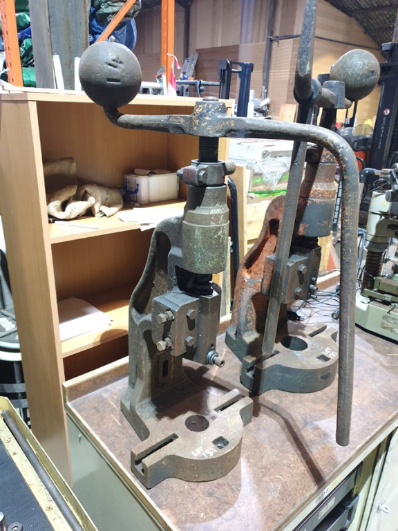 Norton 2T fly press - lot located at: PP Saleroom,...
