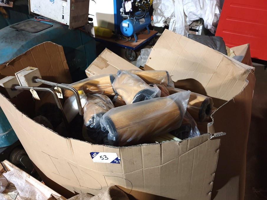 Large various bulbs, filters, heating elements, tu...