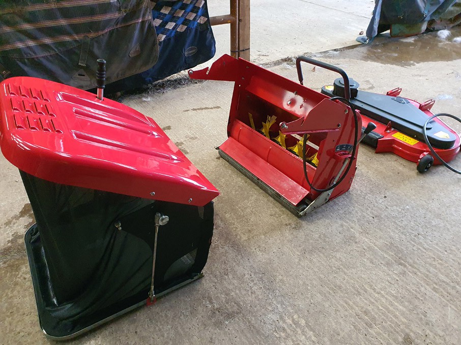 42”cutter deck, grass collector & collector bag fo...