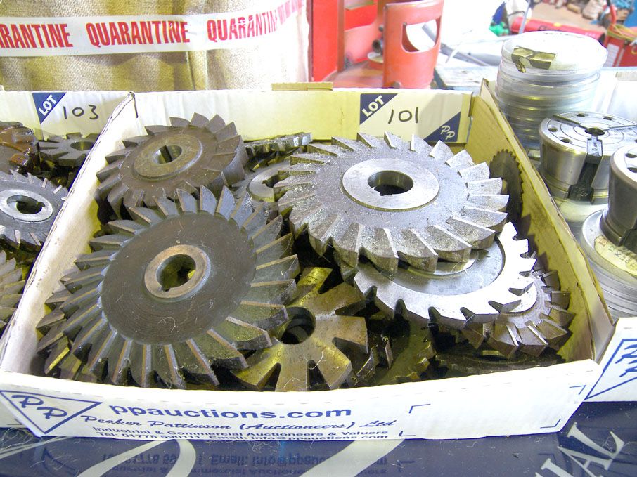 Qty HSS side & face milling cutters to 6" approx -...