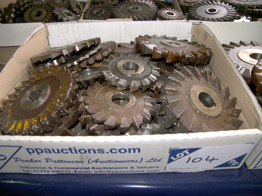 Qty HSS side & face milling cutters to 6" approx -...