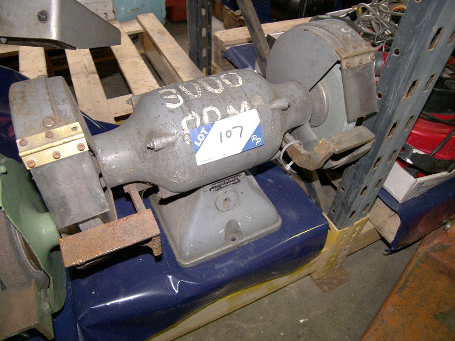 200mm double ended grinder - Equipment located at:...