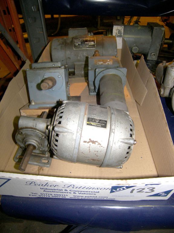 2x Acral gears, Grantham Electric vibrator motor e...