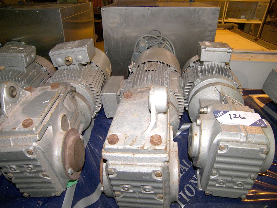 SEW 3 phase motor / gearbox, 1.1kW @ 1400rpm reduc...