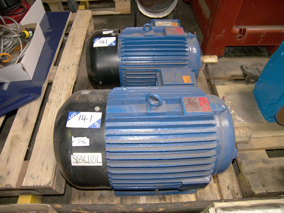 Brook Crompton 3 phase motor, 18.5kW @ 1160rpm & B...