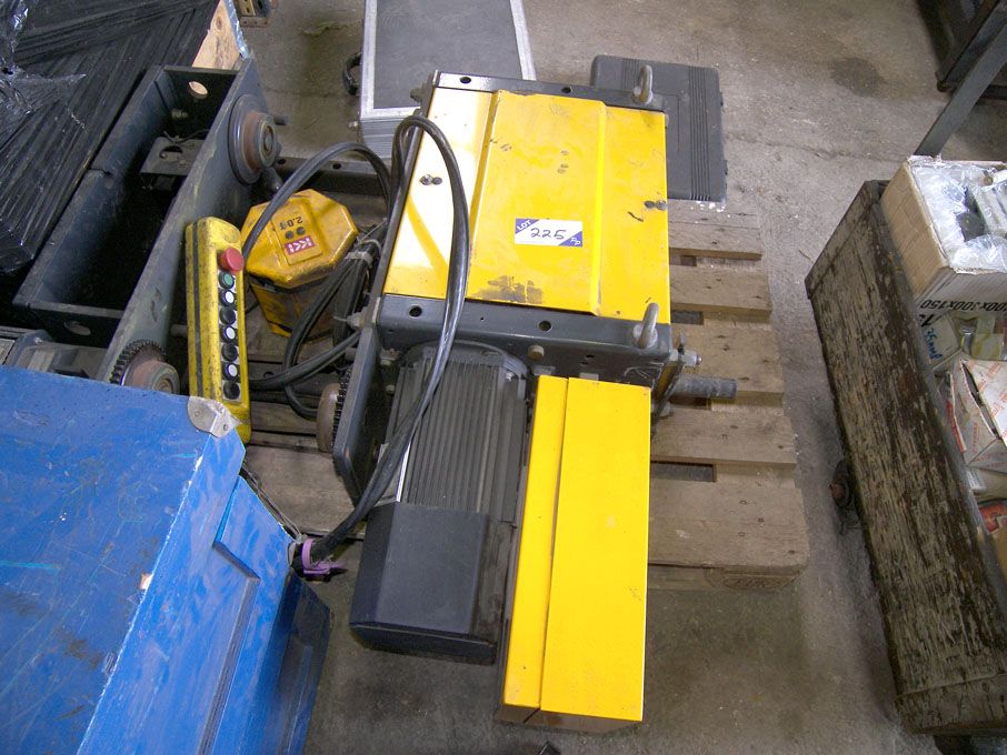 Konecranes XL200 2 ton electric overhead crane, 8m...