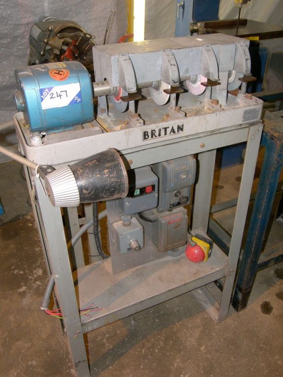 Britan 4 station 150mm grinder on base - Equipment...