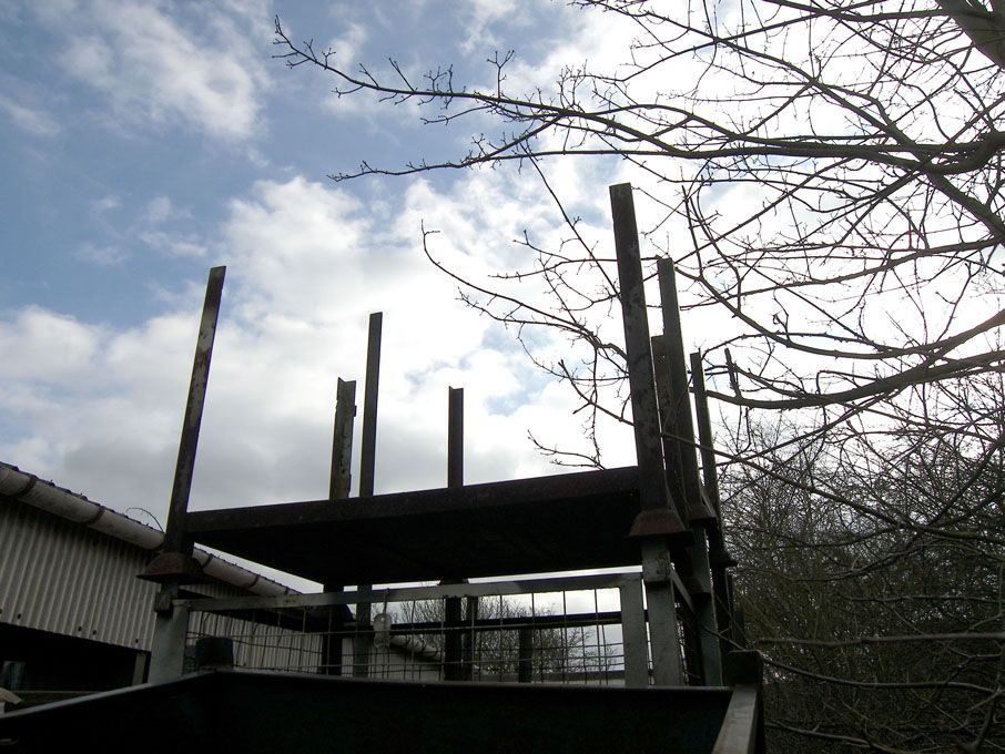 5x stackable open sided stillages, 1050x750x650mm...