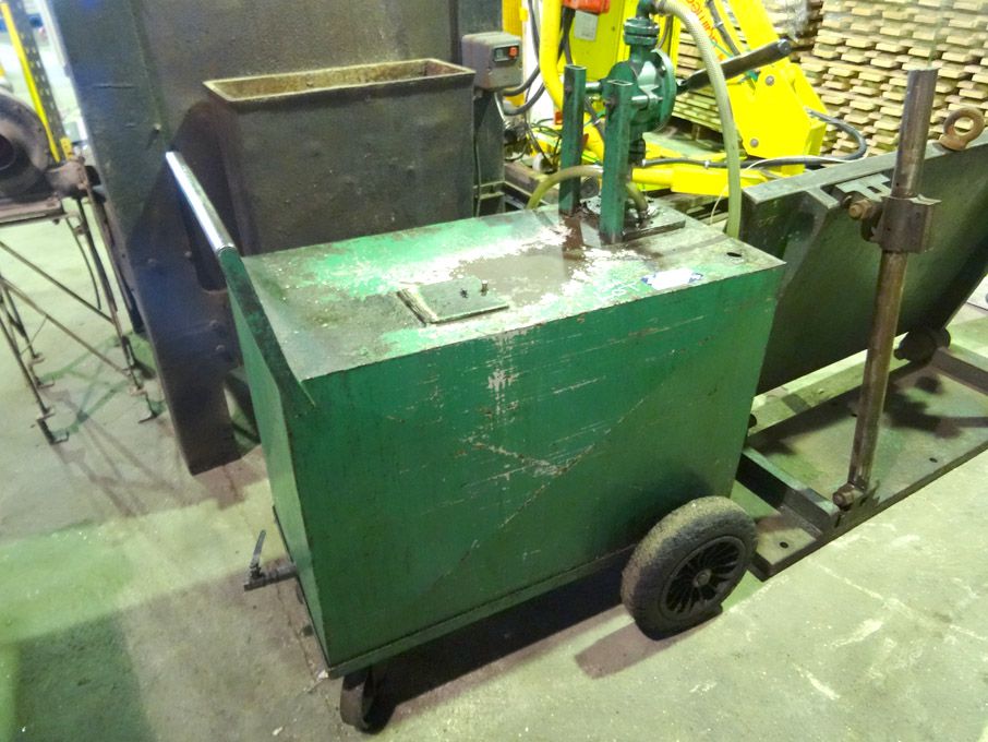 Mobile coolant removal pump / storage tank - lot l...