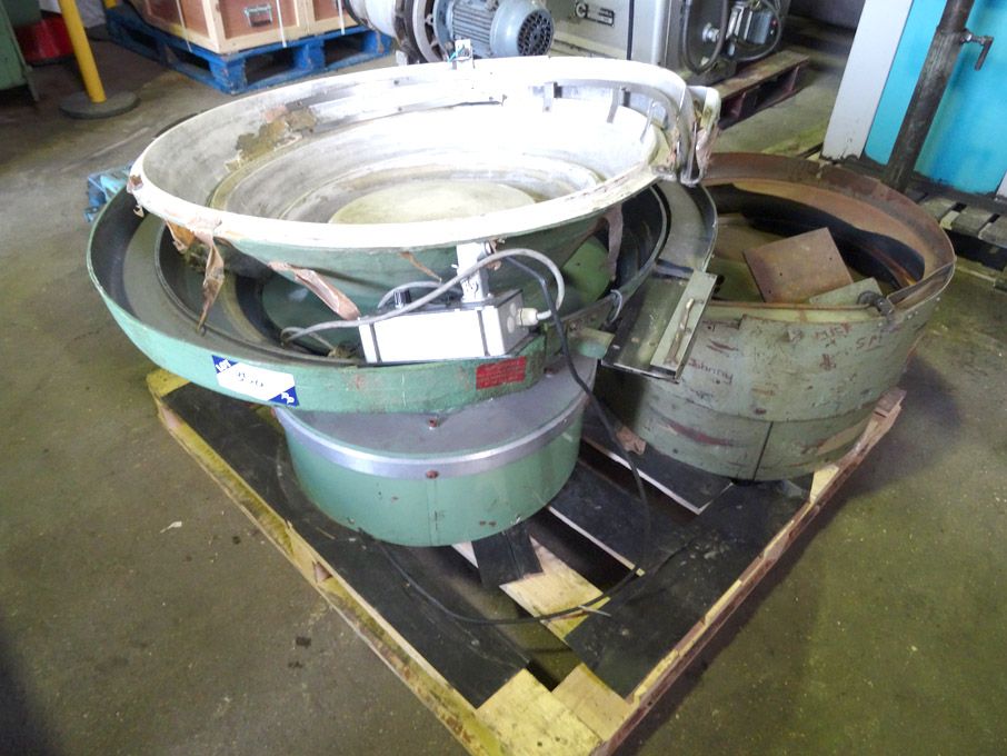 2x Rotary bowl parts feeder with spare bowl on pal...