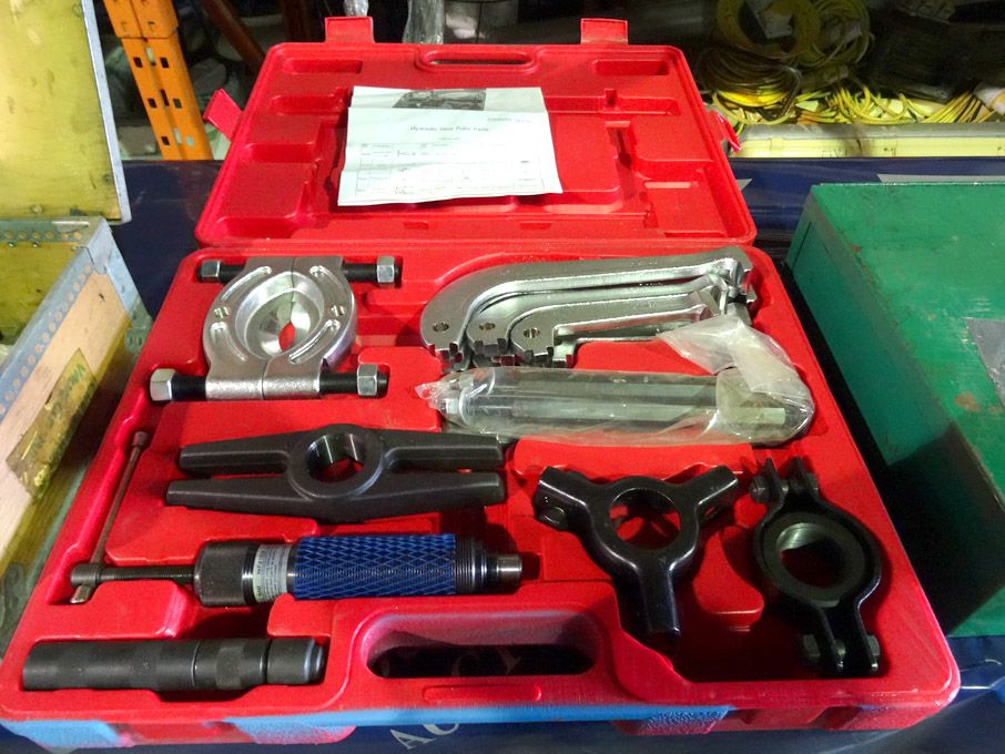 10 ton capacity hydraulic puller set in case - lot...
