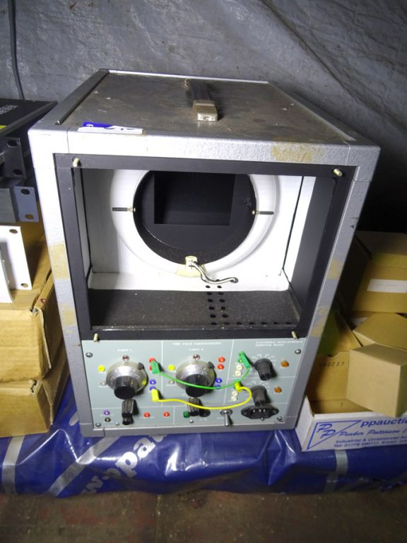 Electronic Developments two field tachistoscope (m...