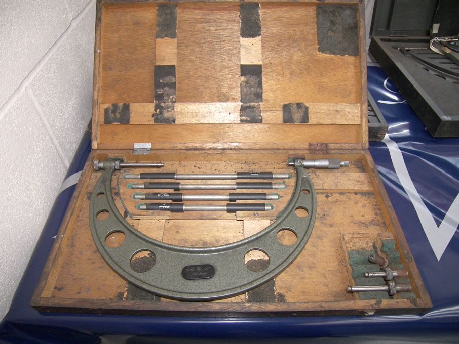Mitutoyo 8-12" micrometer in wooden case - Equipme...