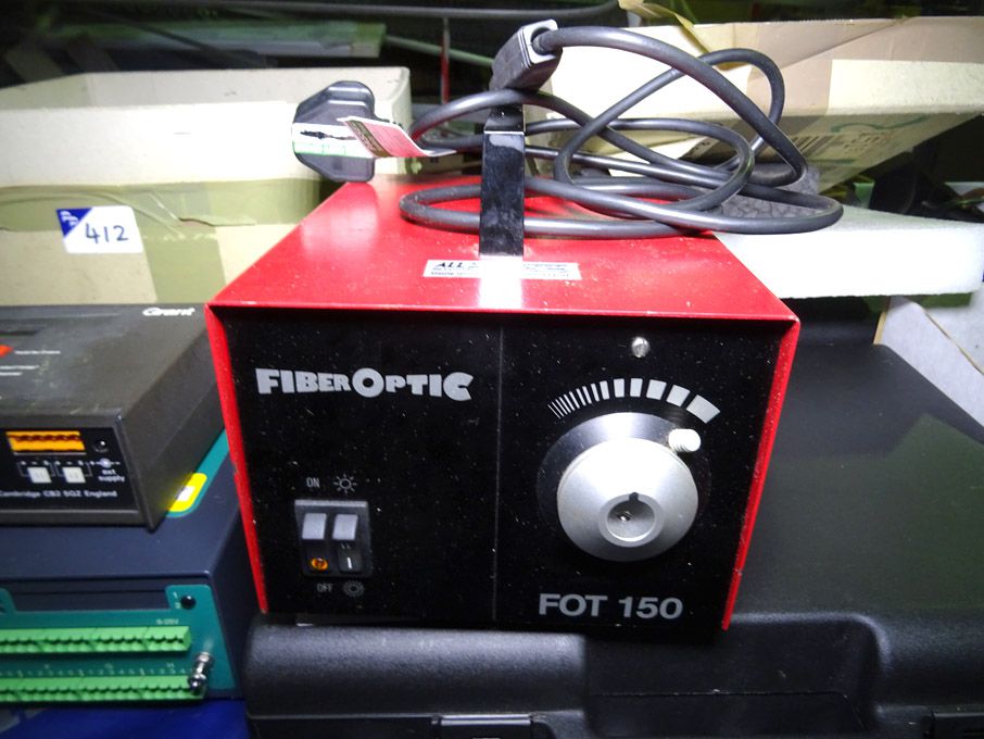 E & P FOT 150 fibre optic light source power unit...
