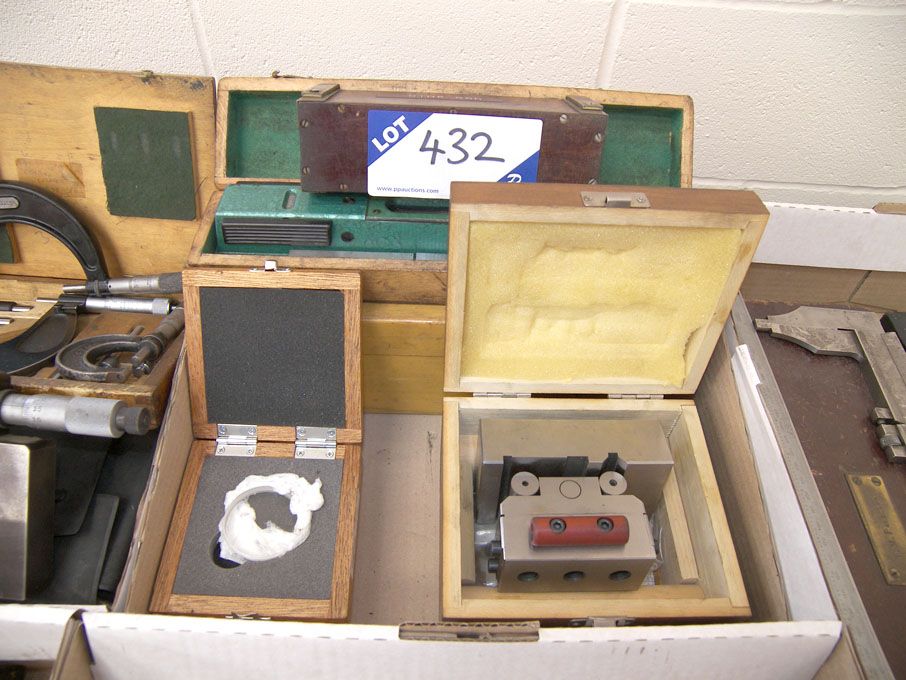 Mitutoyo flat, sine bar, weights etc - Equipment l...