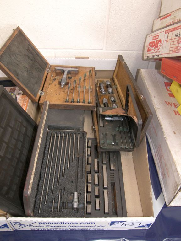 Qty Moore & Wright, Mitutoyo etc inside micrometer...