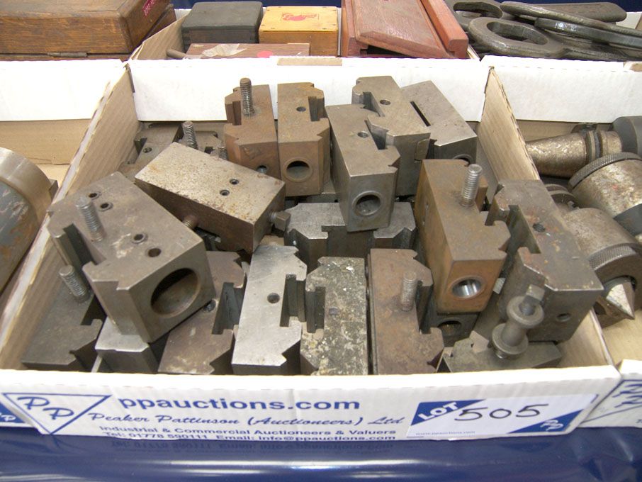 Qty S2 quick change tool holders - Equipment locat...