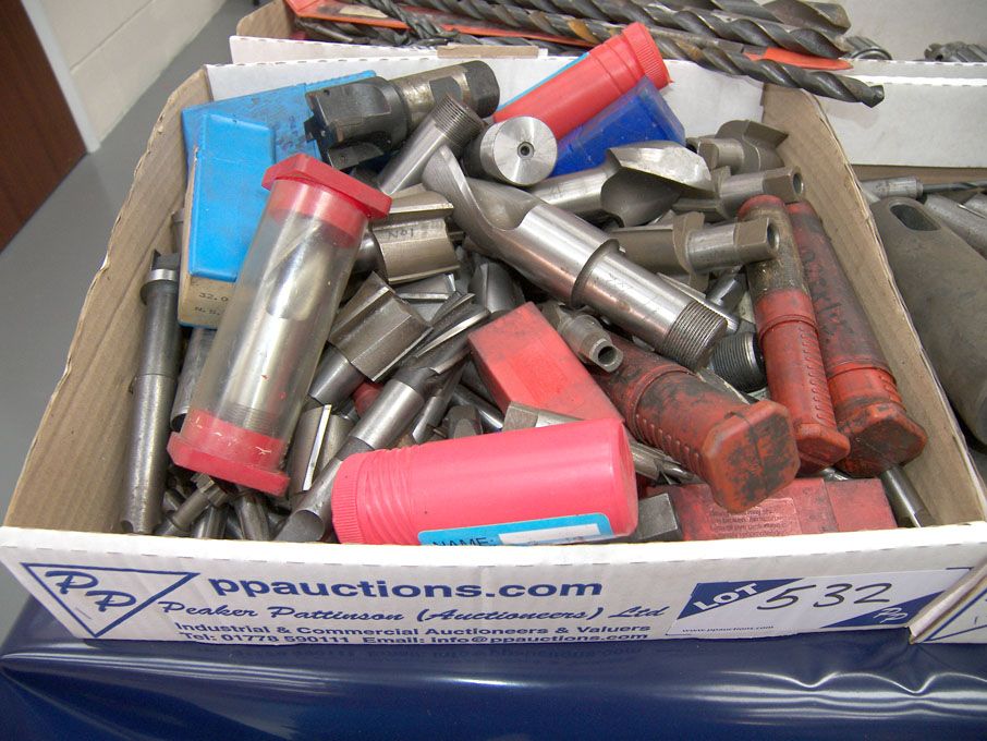 Qty HSS end mills, slot drills etc to 1 3/4" appro...