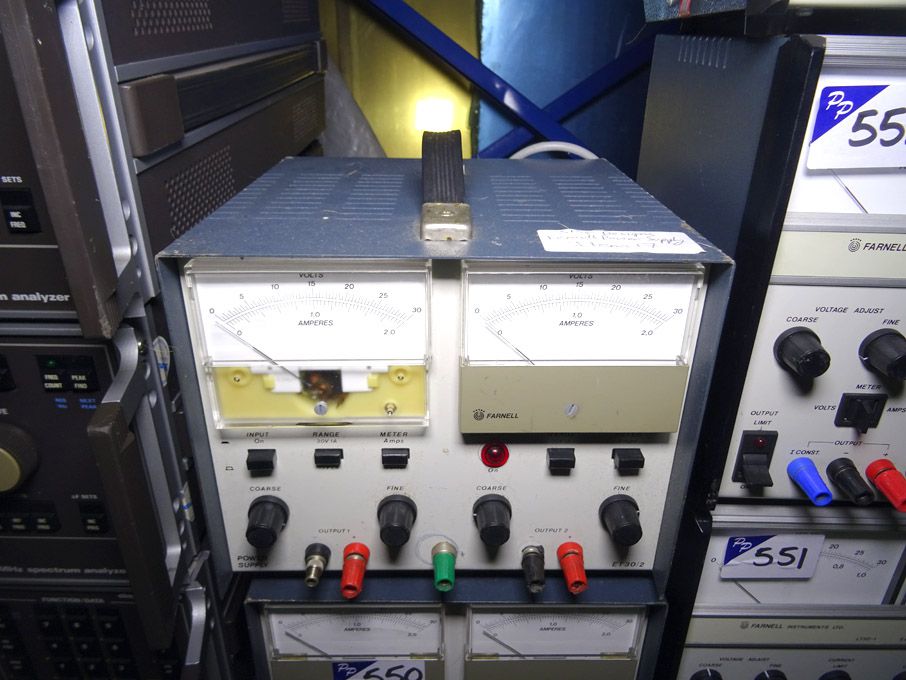 Farnell ET30/2 power supply - lot located at: PP S...