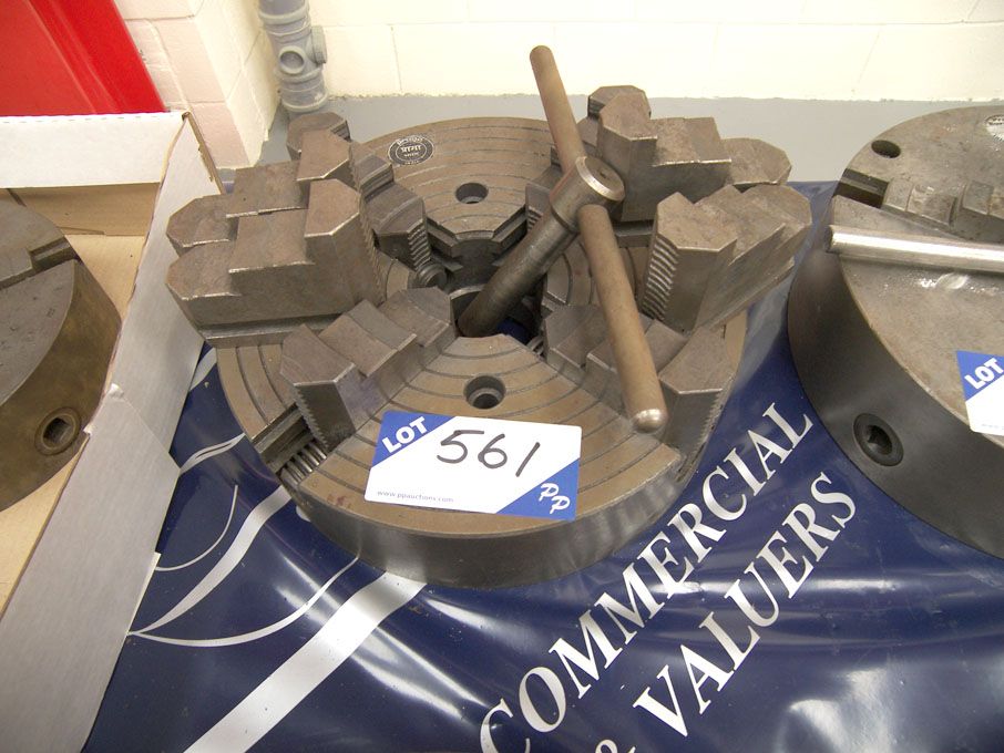 Praga 300mm 4 jaw chuck - Equipment located at: Pe...