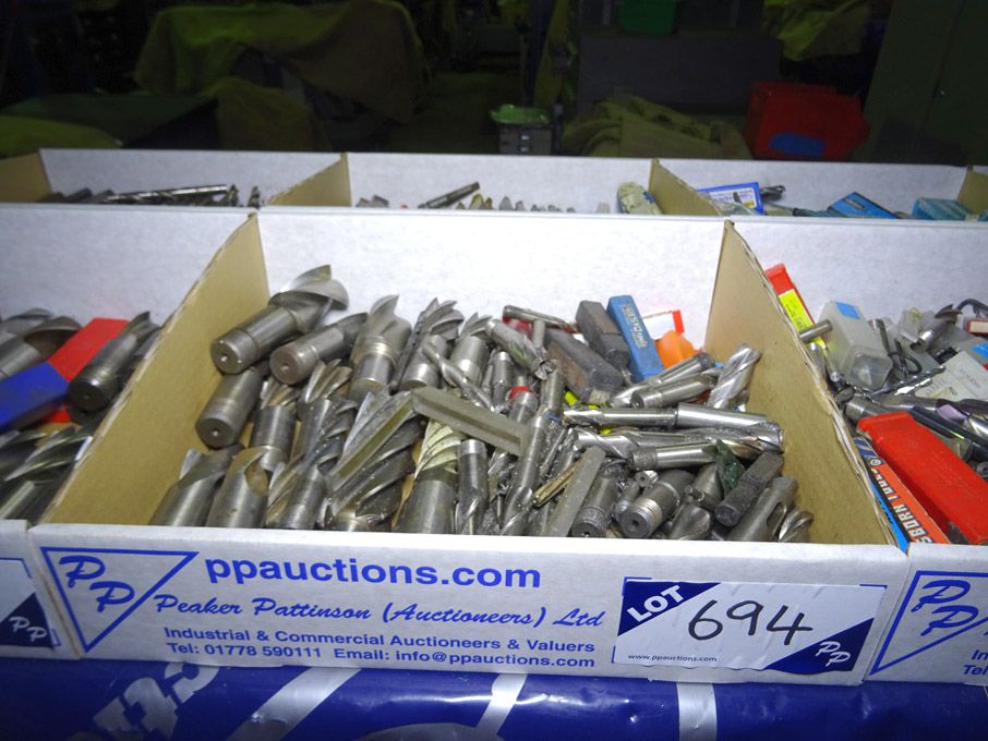 Qty various end mills to 30mm - lot located at: PP...