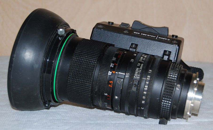 Canon J15 x 9 zoom lens for Sony B4 mount 2/3" vid...