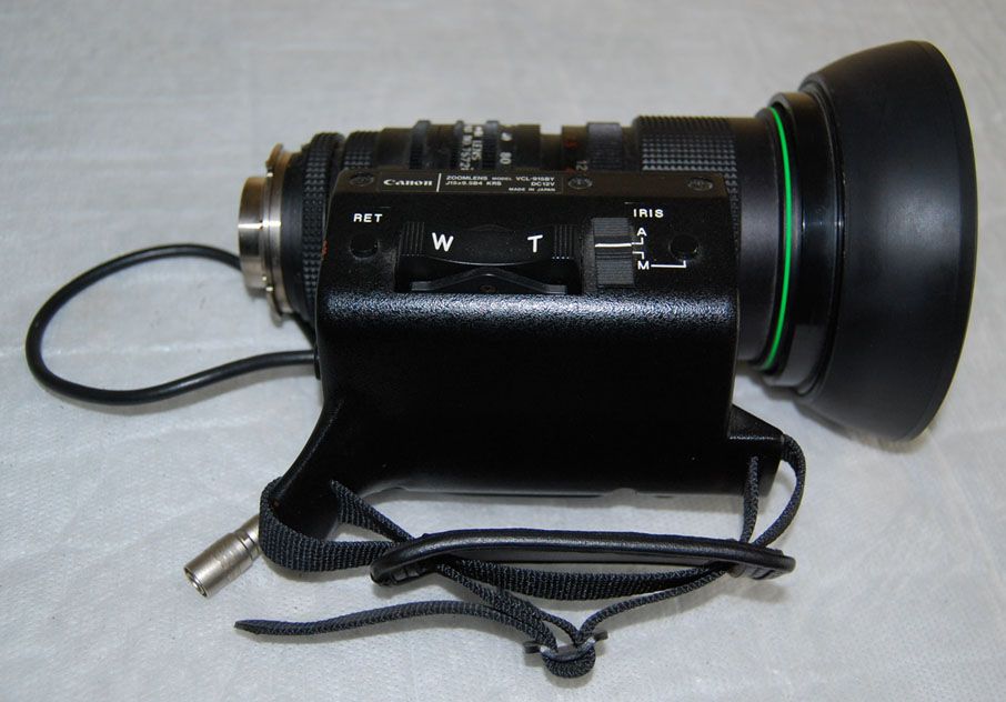 Canon J15 x 9 zoom lens for Sony B4 mount 2/3" vid...