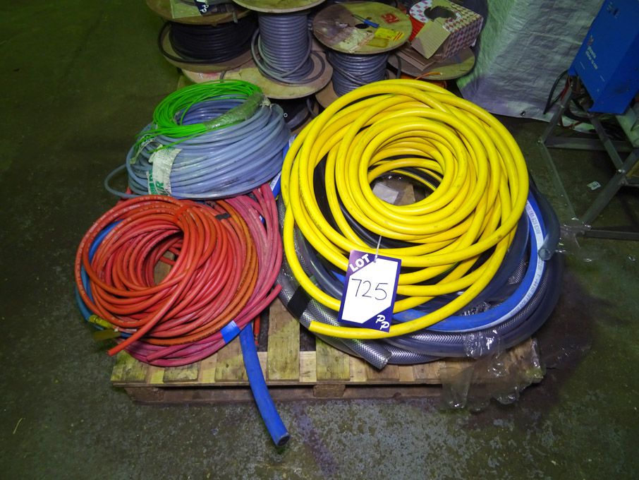 Qty various gas, air, water etc hoses on pallet -...