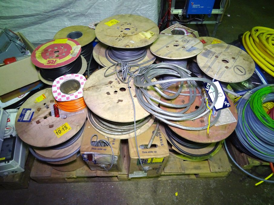 Qty various electrical cable on pallet - lot locat...
