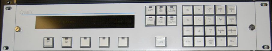 QUARTZ CP-3200 alpha-numeric programmable router c...