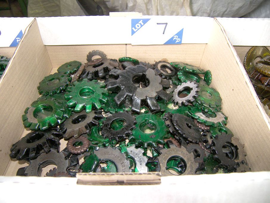 Qty HSS involute gear cutters to 120mm approx - Eq...
