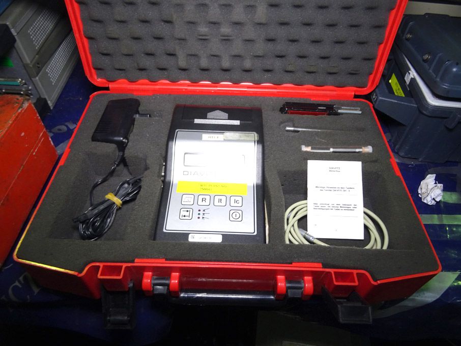 Diavite DH-5 surface roughness meter with equipmen...