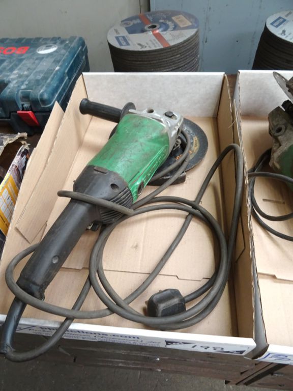 Hitachi G23SS 9" angle grinder, 110v