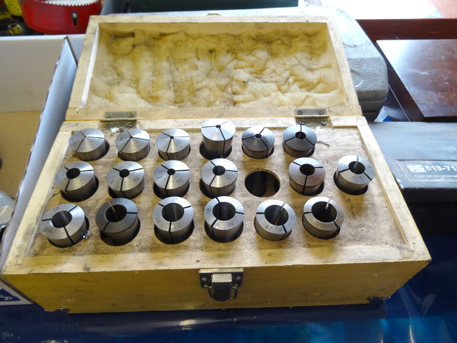 Qty various R8 collets to 20mm in wooden case