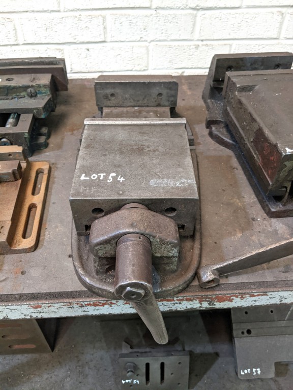 6" machine vice