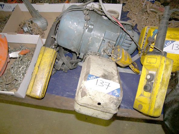 Demag 250kg electric chain hoist, pendant control...