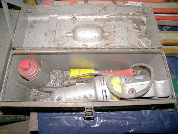 Kango electric hammer, 110v in metal case - Locate...