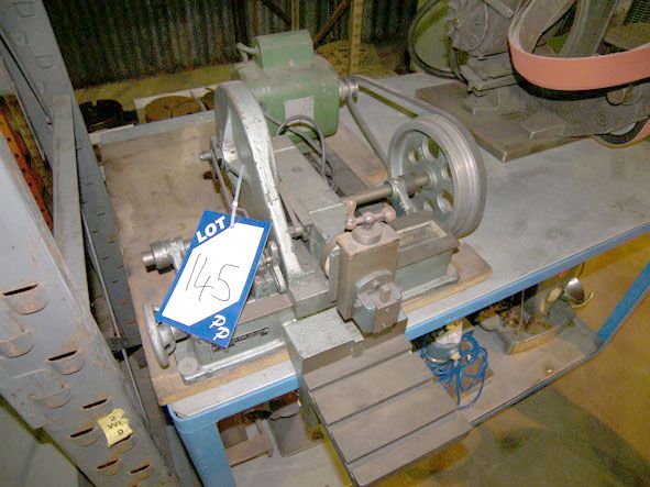 Perfecto 240v belt driven shaper - Located at PP S...