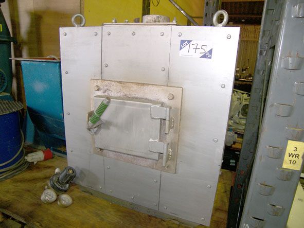Warstaff gas oven, 200x150x300mm ID - Located at P...