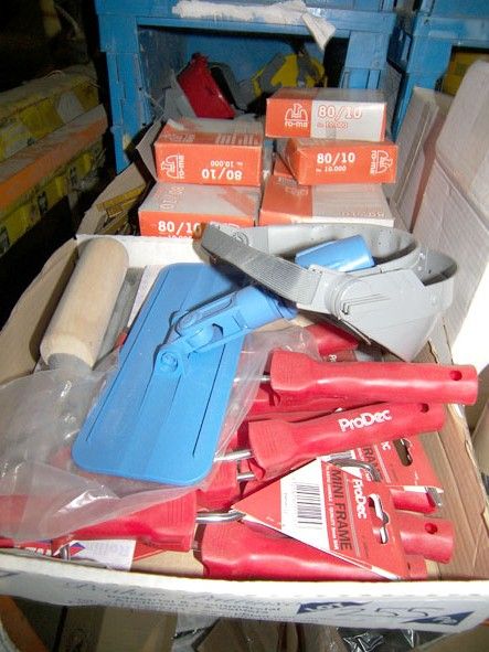 Qty Prodec mini frame rollers & Qty Roma 80/10 sta...