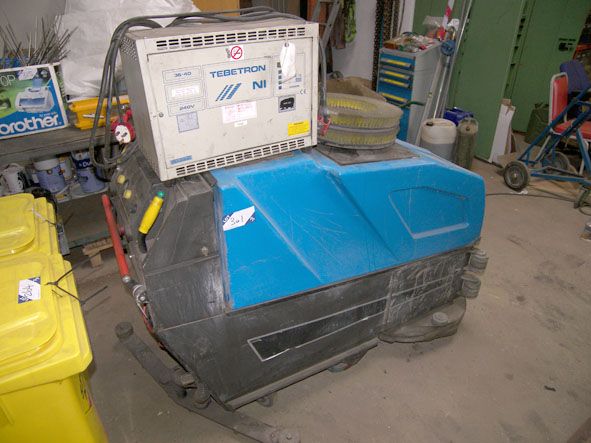 Challenger 800XDLM industrial floor sweeper, 36v (...