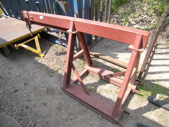 Forklift truck jib attachment - Located at PP Stor...