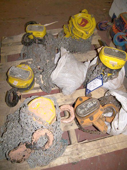 5x Yale & Prolift 3 ton swl manual chain hoists -...