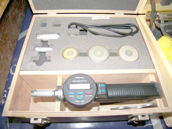 Mitutoyo Borematic digital bore gauge to 0.8"-1" i...
