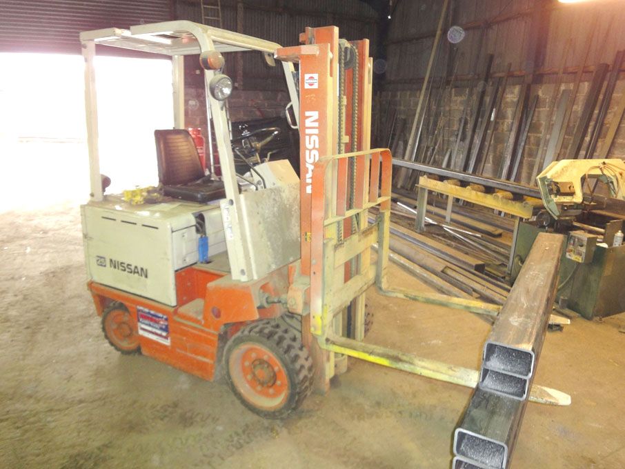 Nissan 25 type CYB02L254 electric forklift truck,...
