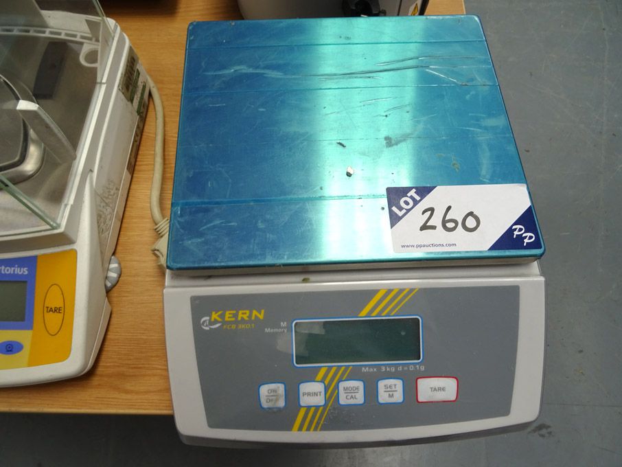 Kern FCB 3K 0.1 digital scales, 3kg x 0.1g capacit...