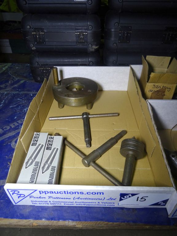 Qty various lathe tools inc: centres, handles etc...