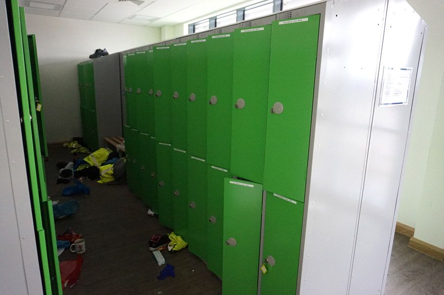 30x Elite green personnel twin door storage locker...